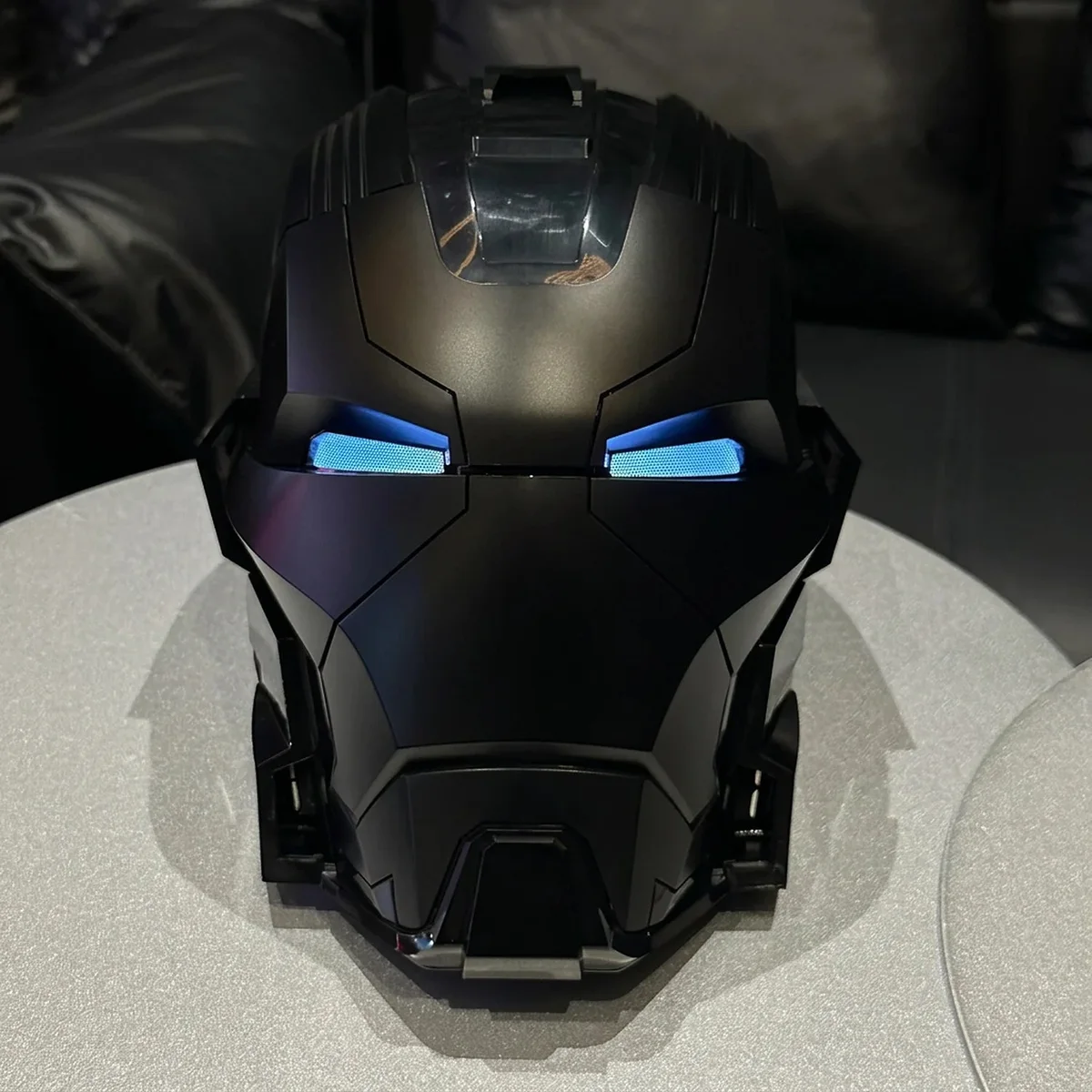 MK17 Heartbreaker Dark Edition in near-matte black with the eyes lit blue